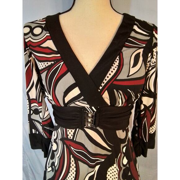 Heart Soul ; Multicolor blouse with black cummerbund and sliver clasp - Picture 3 of 8